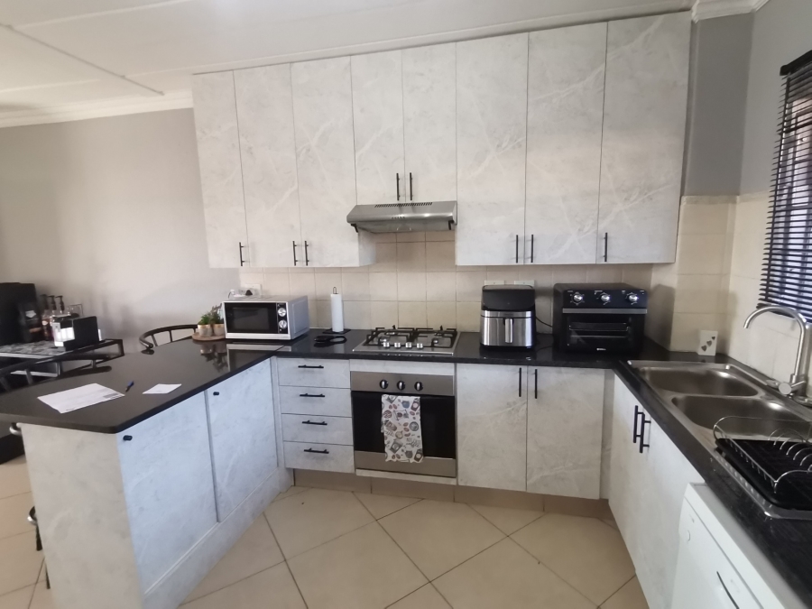 3 Bedroom Property for Sale in Elandshaven Gauteng