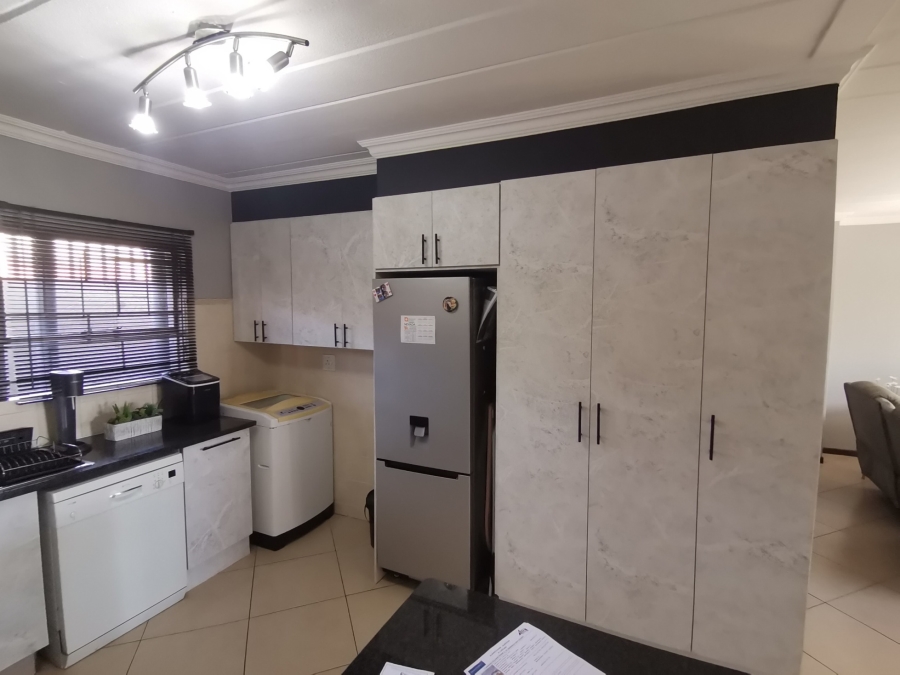 3 Bedroom Property for Sale in Elandshaven Gauteng