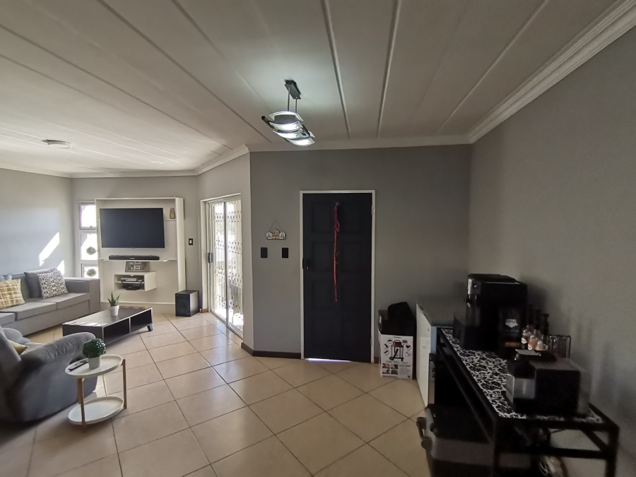 3 Bedroom Property for Sale in Elandshaven Gauteng