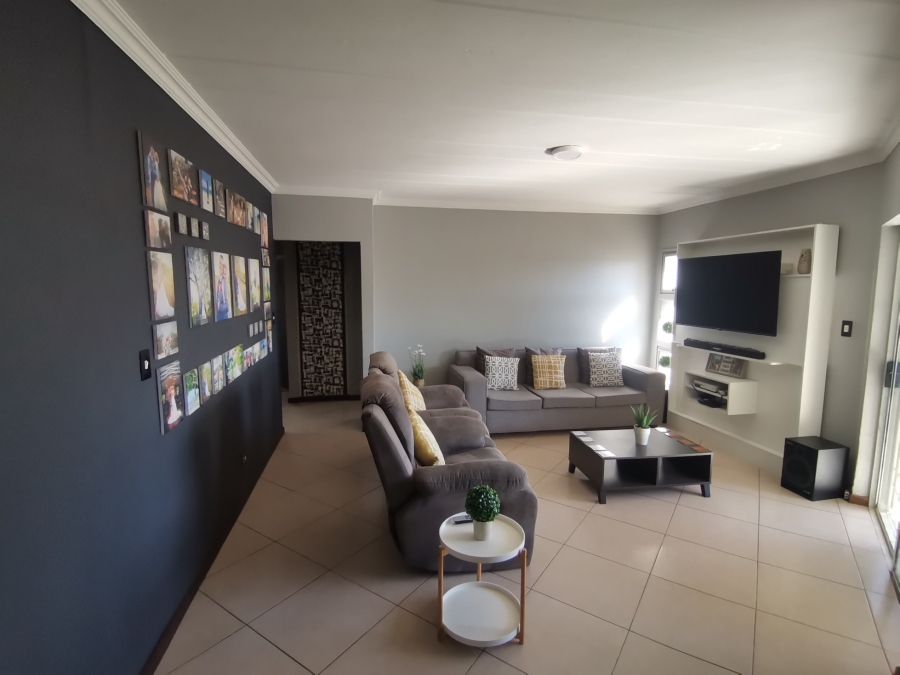 3 Bedroom Property for Sale in Elandshaven Gauteng