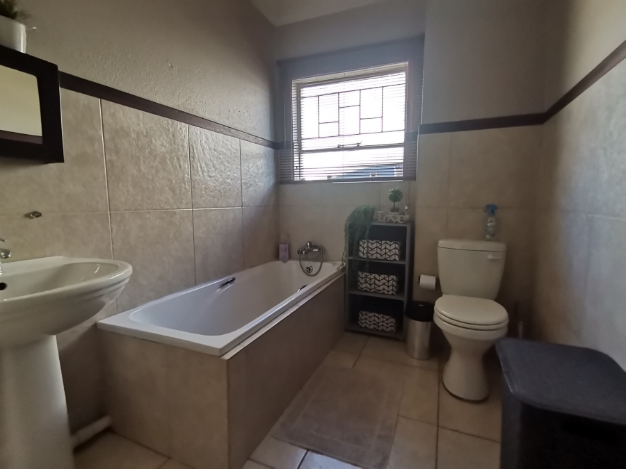 3 Bedroom Property for Sale in Elandshaven Gauteng