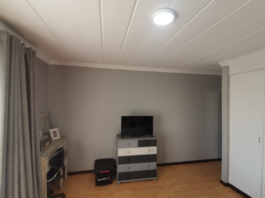 3 Bedroom Property for Sale in Elandshaven Gauteng