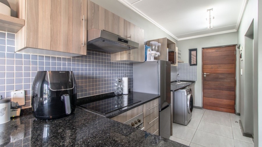 2 Bedroom Property for Sale in Eden Glen Gauteng