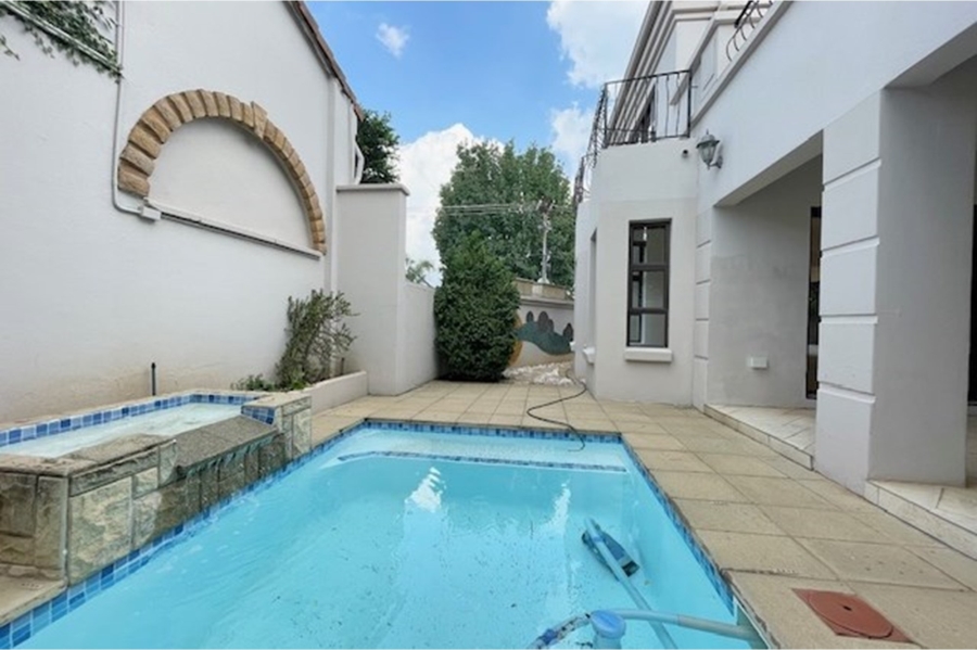 3 Bedroom Property for Sale in Morningside Gauteng