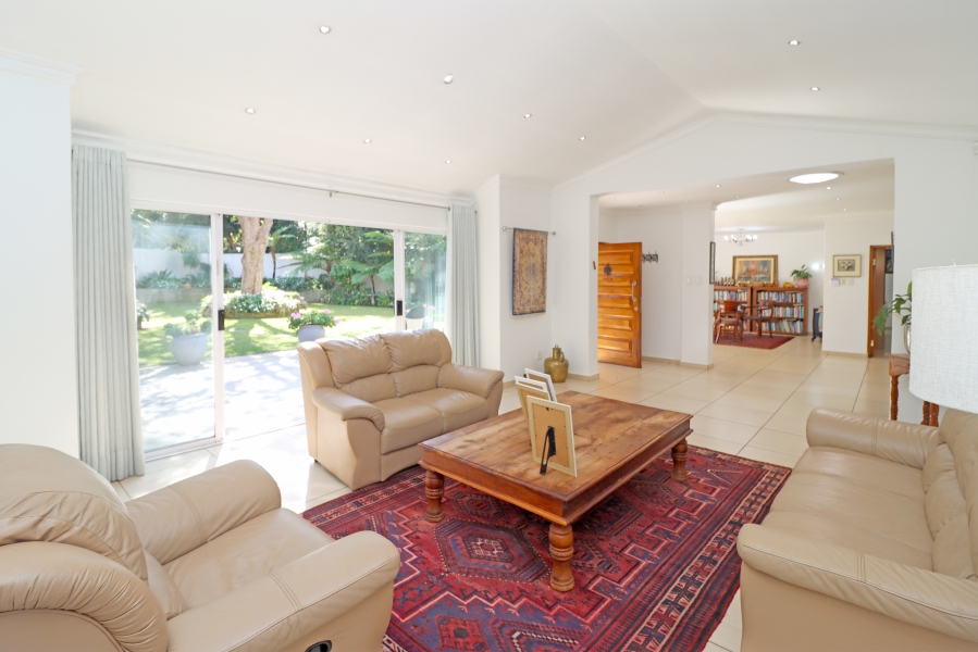 6 Bedroom Property for Sale in Glenhazel Gauteng