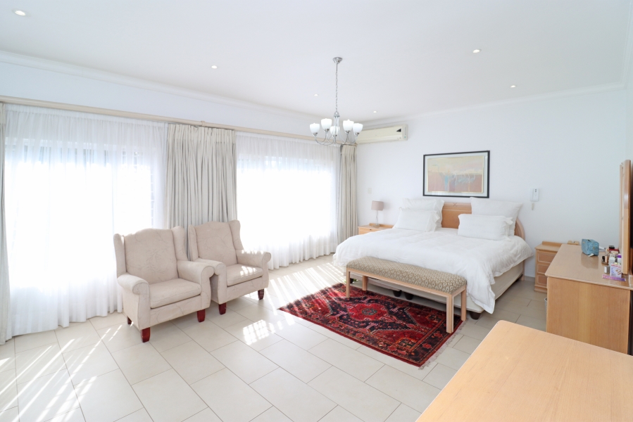 6 Bedroom Property for Sale in Glenhazel Gauteng