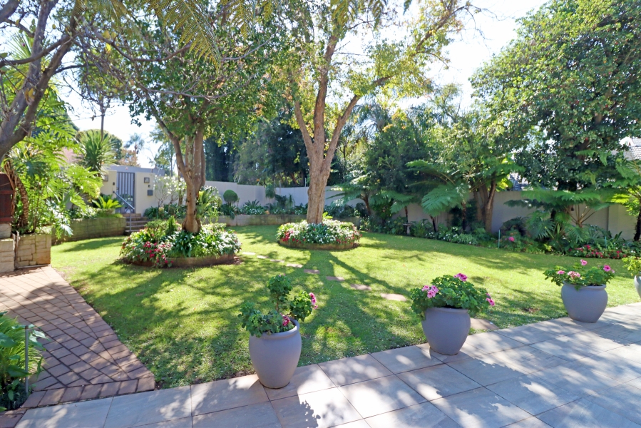 6 Bedroom Property for Sale in Glenhazel Gauteng