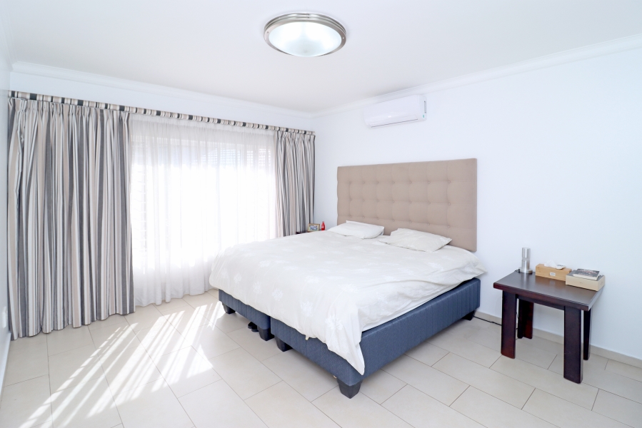 6 Bedroom Property for Sale in Glenhazel Gauteng