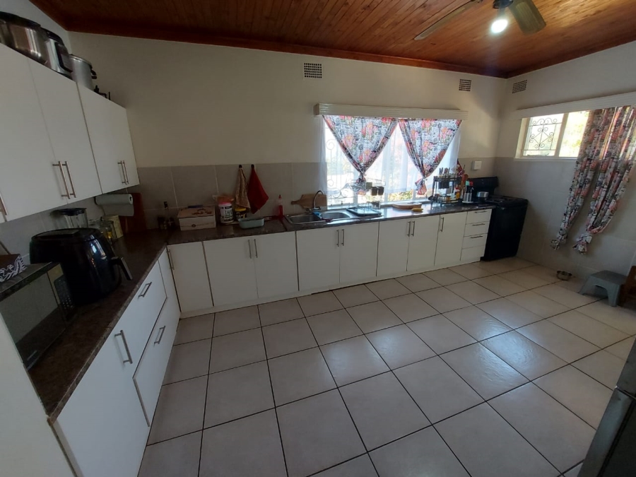 3 Bedroom Property for Sale in Mountain View Gauteng