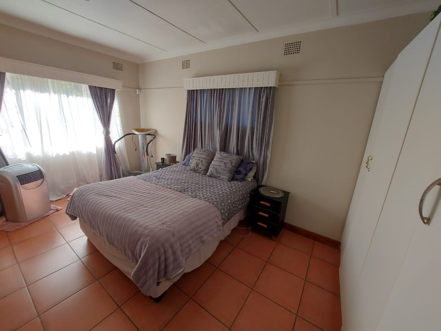 3 Bedroom Property for Sale in Mountain View Gauteng