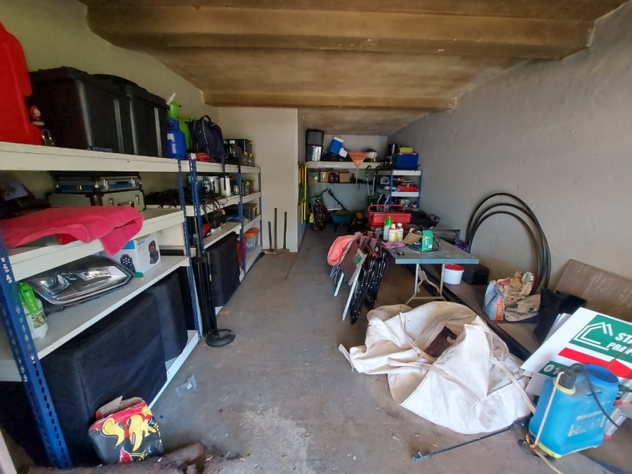 3 Bedroom Property for Sale in Mountain View Gauteng