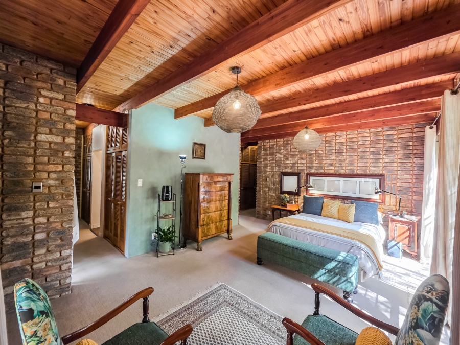 5 Bedroom Property for Sale in Waterkloof Ridge Gauteng
