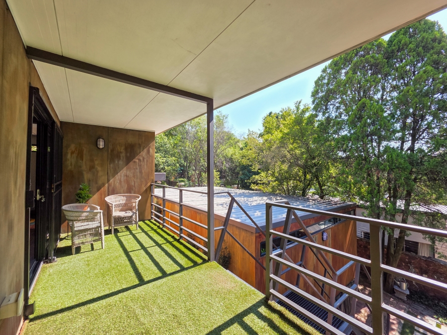 5 Bedroom Property for Sale in Waterkloof Ridge Gauteng
