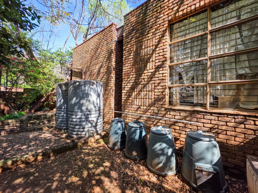 5 Bedroom Property for Sale in Waterkloof Ridge Gauteng