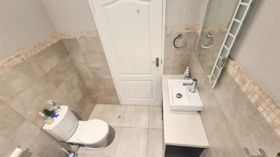 3 Bedroom Property for Sale in Broadacres Gauteng