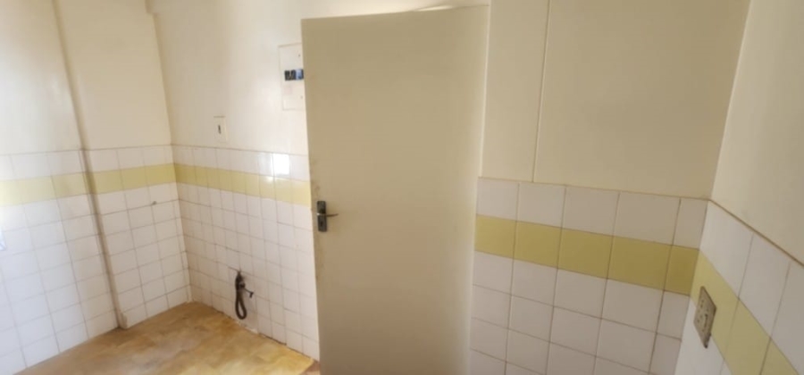 1 Bedroom Property for Sale in Yeoville Gauteng