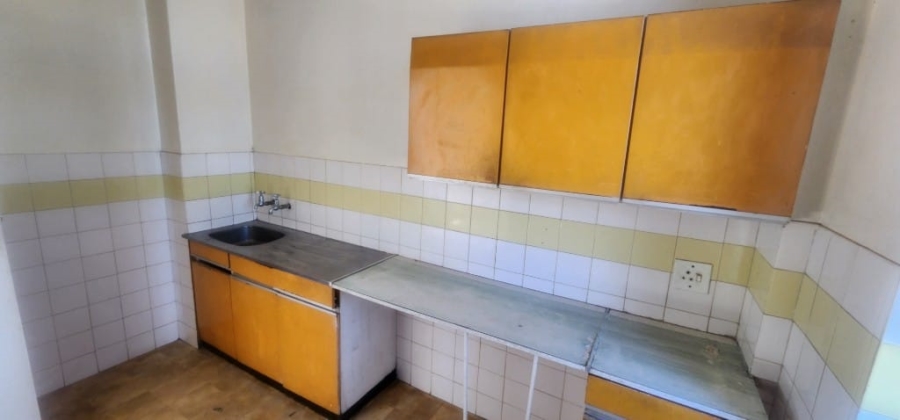 1 Bedroom Property for Sale in Yeoville Gauteng