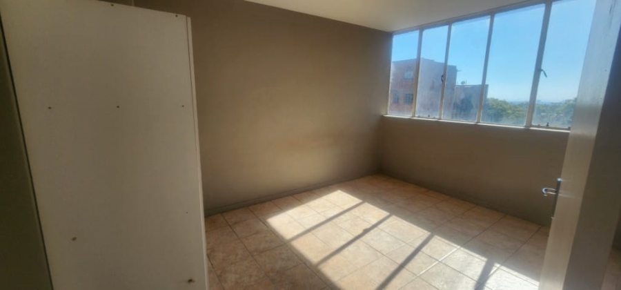 1 Bedroom Property for Sale in Yeoville Gauteng