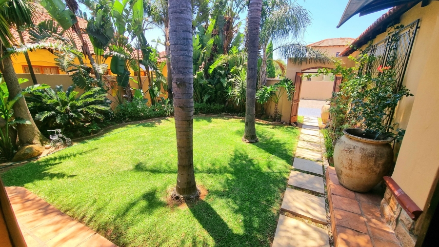 4 Bedroom Property for Sale in Noordwyk Gauteng