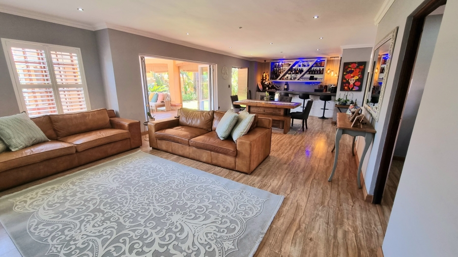 4 Bedroom Property for Sale in Noordwyk Gauteng