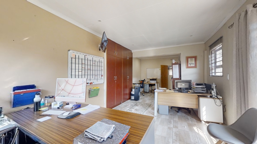 3 Bedroom Property for Sale in Mackenzie Park Gauteng