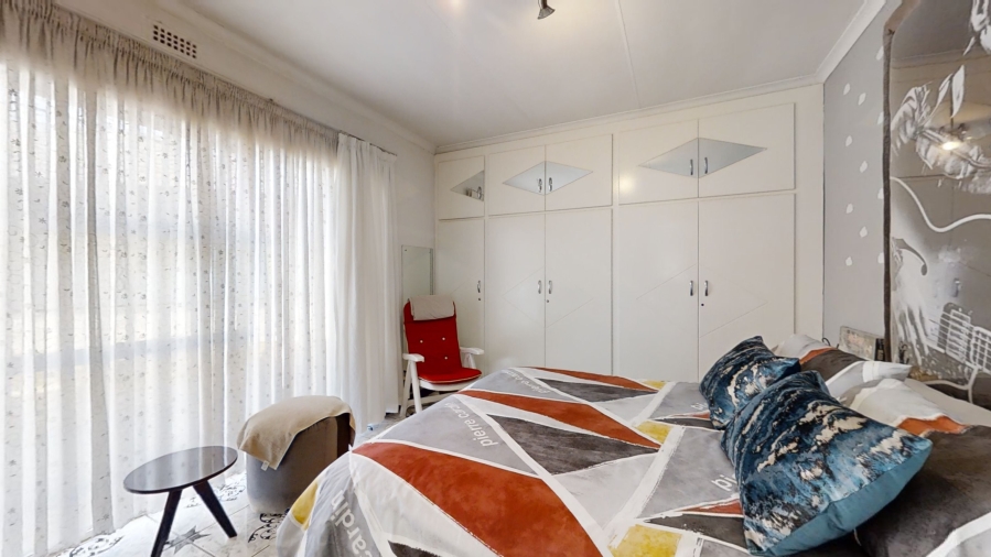 3 Bedroom Property for Sale in Mackenzie Park Gauteng