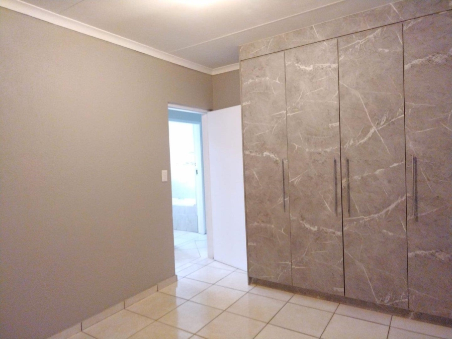 To Let 3 Bedroom Property for Rent in Elandspoort Gauteng
