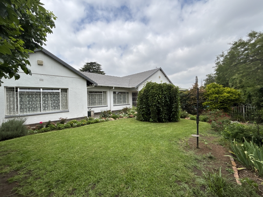 4 Bedroom Property for Sale in Farrarmere Gauteng
