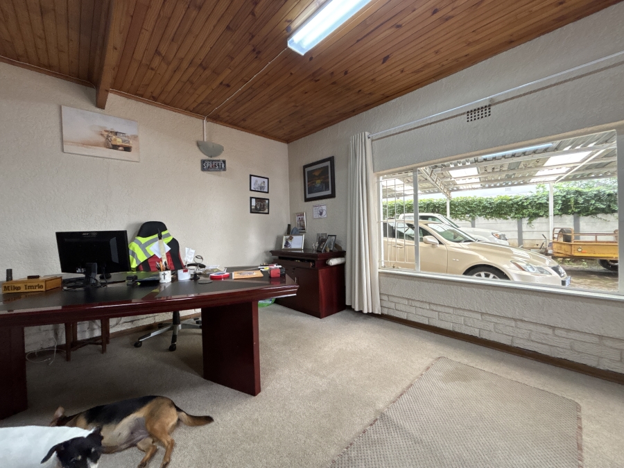 4 Bedroom Property for Sale in Farrarmere Gauteng