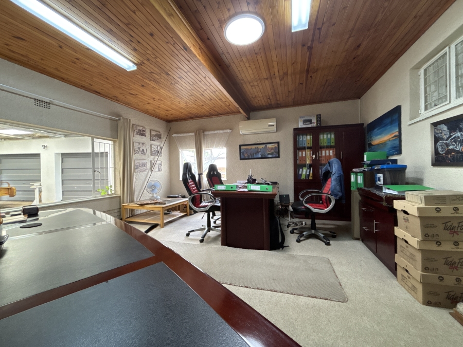 4 Bedroom Property for Sale in Farrarmere Gauteng