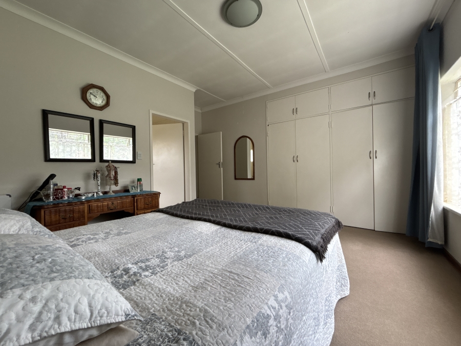 4 Bedroom Property for Sale in Farrarmere Gauteng