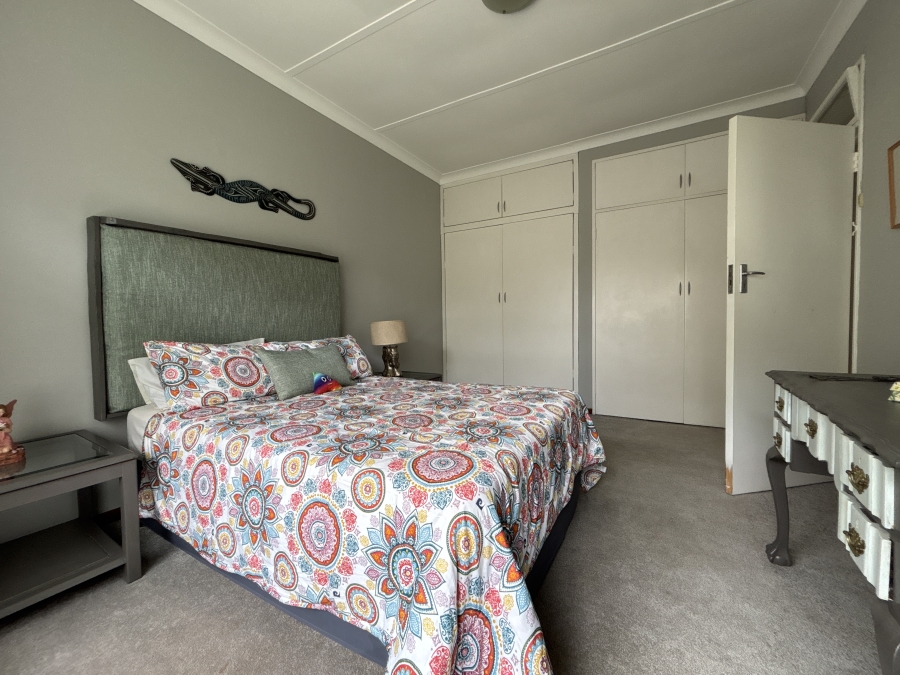 4 Bedroom Property for Sale in Farrarmere Gauteng