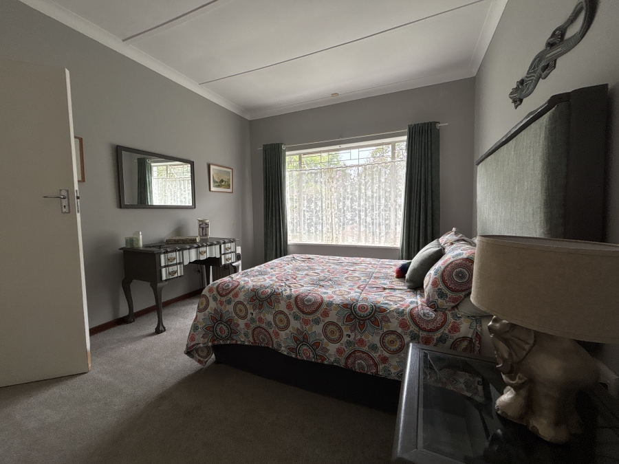 4 Bedroom Property for Sale in Farrarmere Gauteng