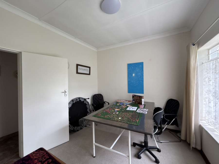 4 Bedroom Property for Sale in Farrarmere Gauteng