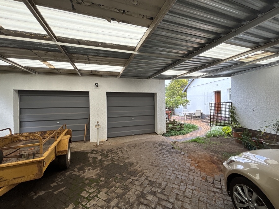4 Bedroom Property for Sale in Farrarmere Gauteng