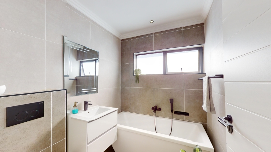 3 Bedroom Property for Sale in Rynfield Gauteng