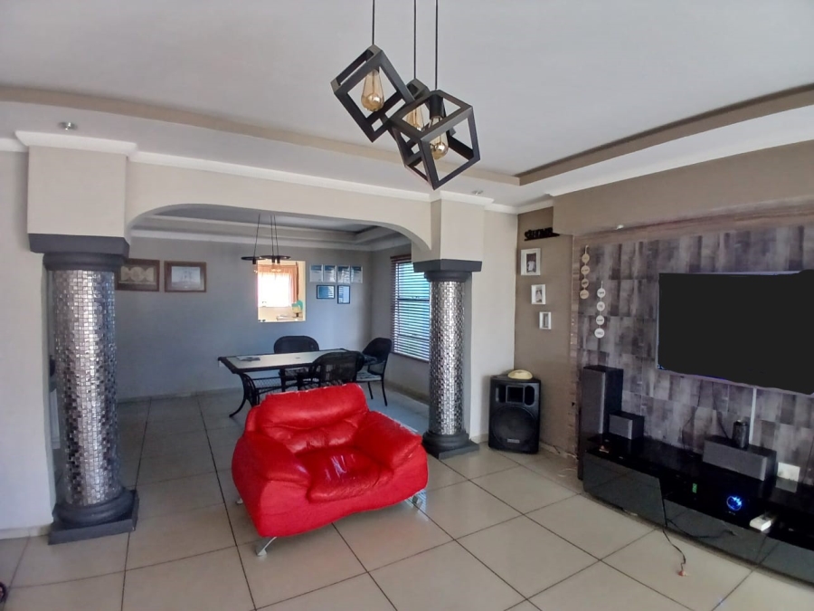 4 Bedroom Property for Sale in Riversdale Gauteng