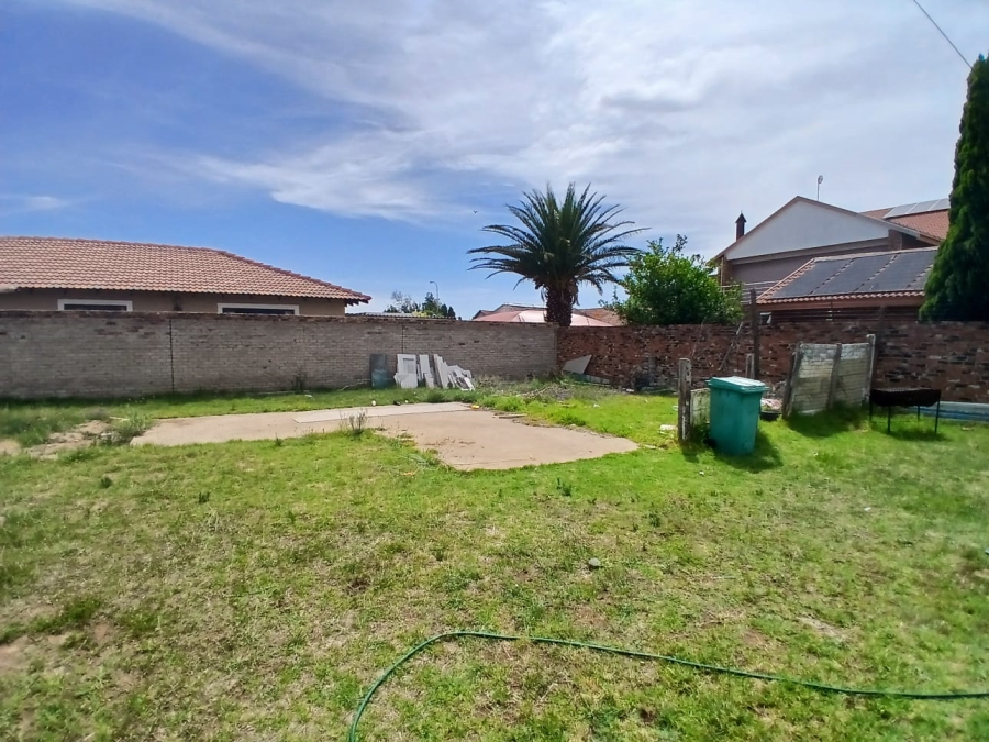 4 Bedroom Property for Sale in Riversdale Gauteng