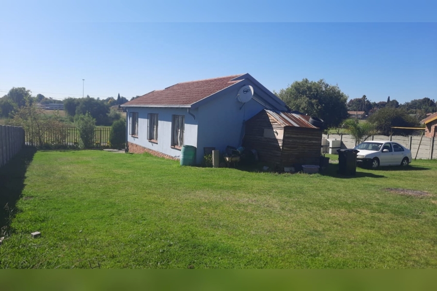2 Bedroom Property for Sale in Norkem Park Gauteng