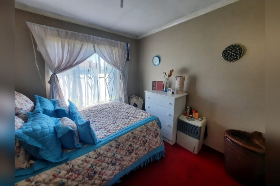 2 Bedroom Property for Sale in Norkem Park Gauteng