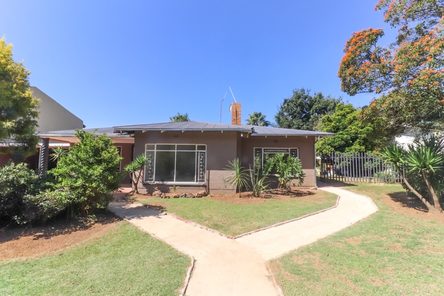 6 Bedroom Property for Sale in Northmead Gauteng