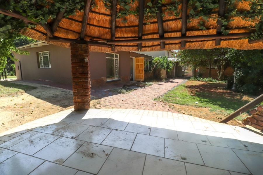 6 Bedroom Property for Sale in Northmead Gauteng