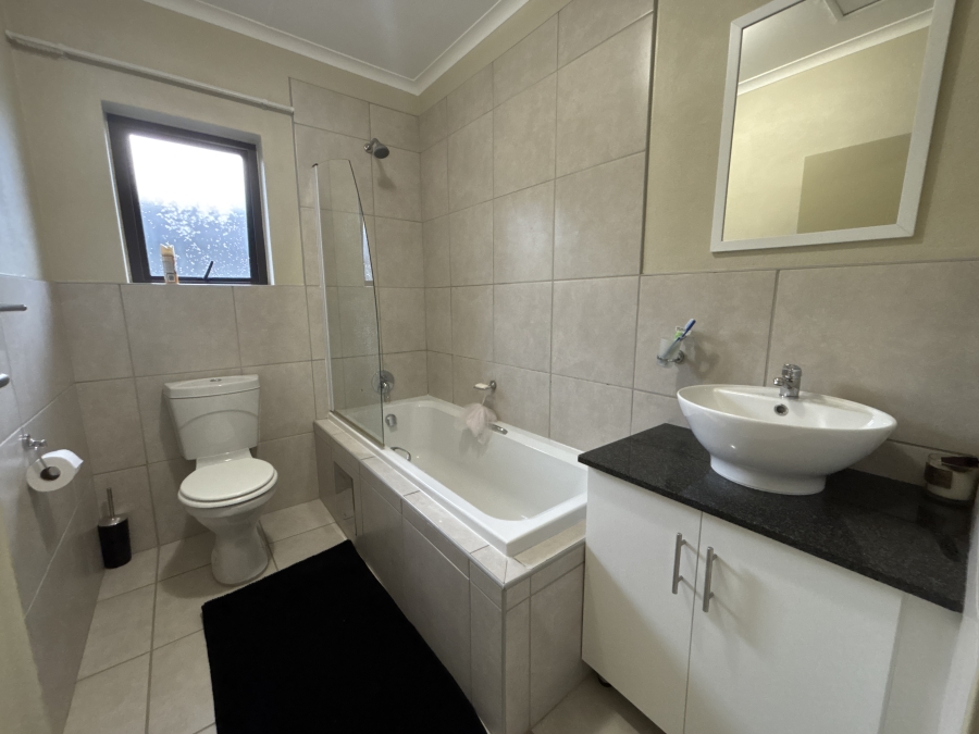 2 Bedroom Property for Sale in Brentwood Gauteng