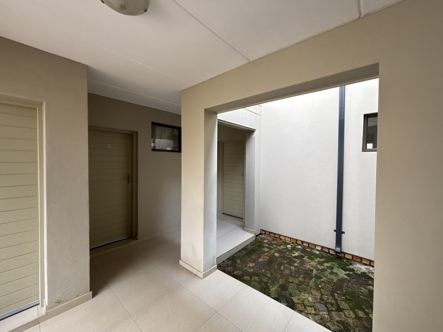 1 Bedroom Property for Sale in Brentwood Gauteng