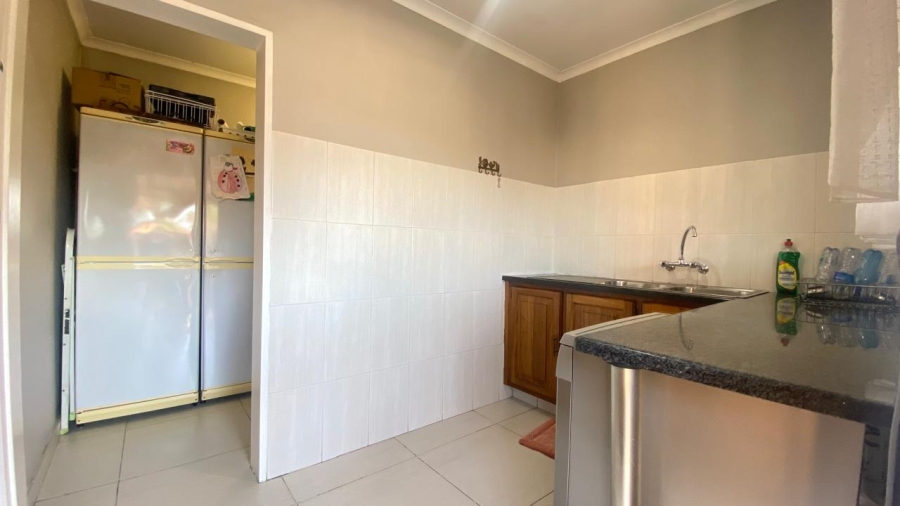 5 Bedroom Property for Sale in Moreleta Park Gauteng