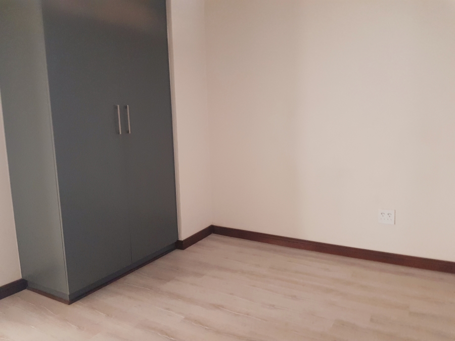 2 Bedroom Property for Sale in Raslouw Gauteng