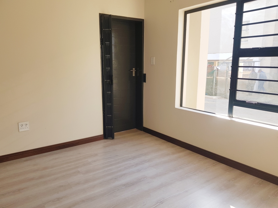2 Bedroom Property for Sale in Raslouw Gauteng