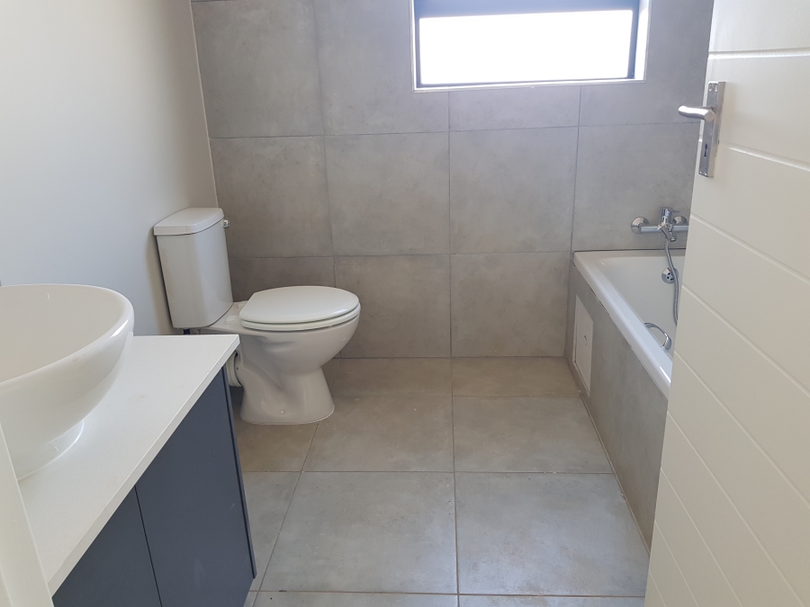 2 Bedroom Property for Sale in Raslouw Gauteng