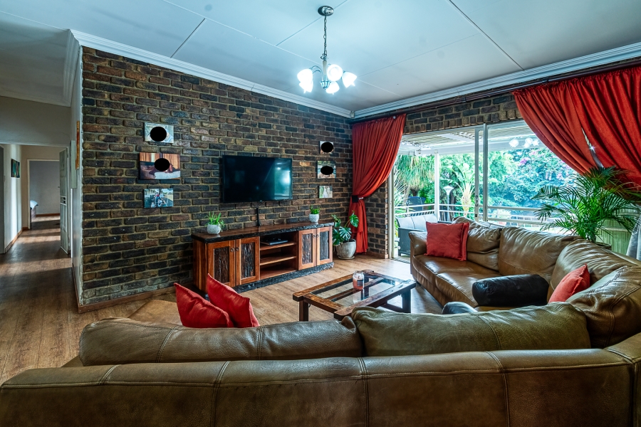 4 Bedroom Property for Sale in Val de Grace Gauteng