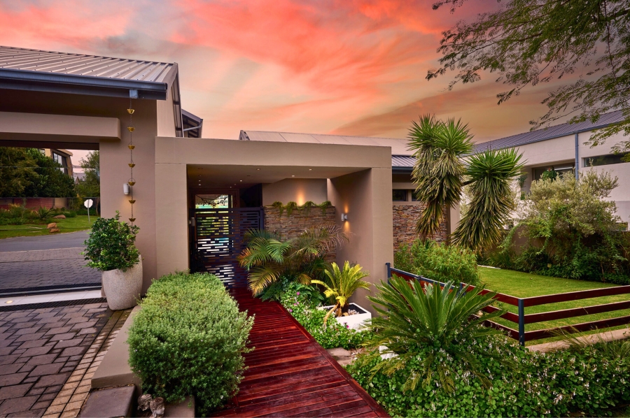 4 Bedroom Property for Sale in Waterfall Country Estate Gauteng